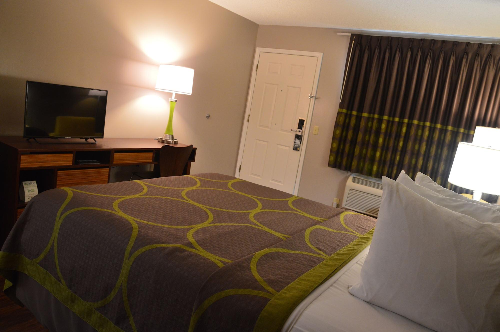 Hotel Super 8 By Wyndham Madison Exteriér fotografie