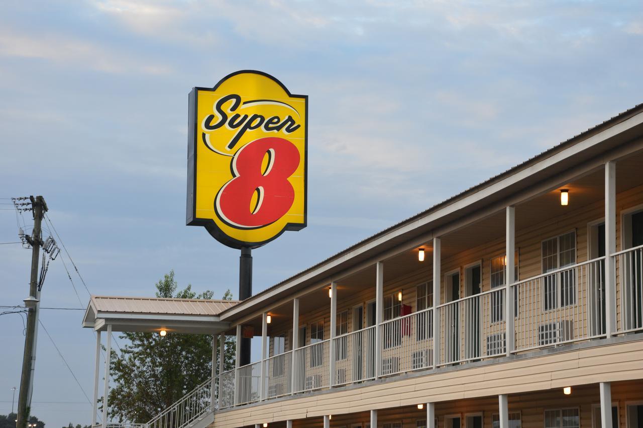 Hotel Super 8 By Wyndham Madison Exteriér fotografie